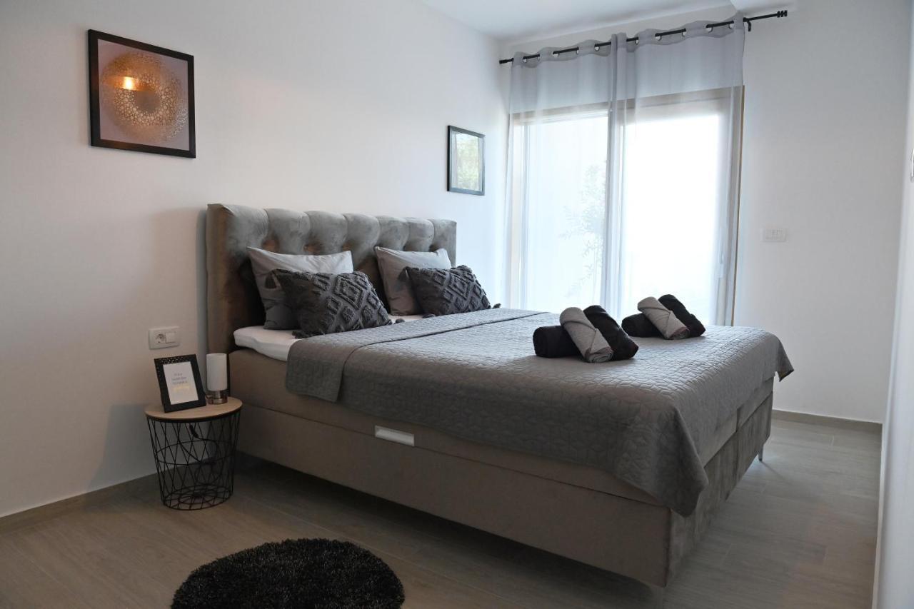 Sea View Deluxe Apartment Риека Экстерьер фото