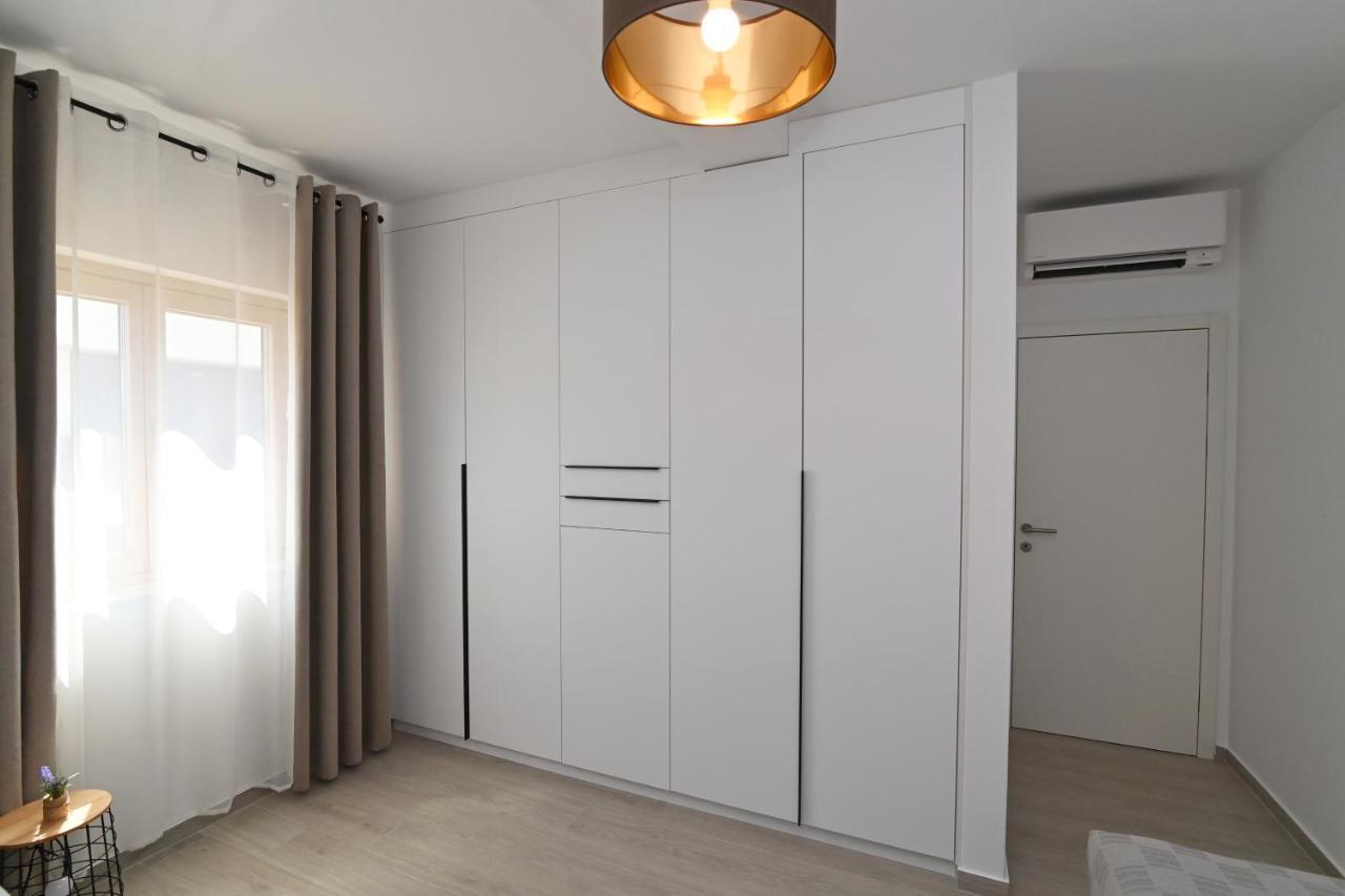 Sea View Deluxe Apartment Риека Экстерьер фото