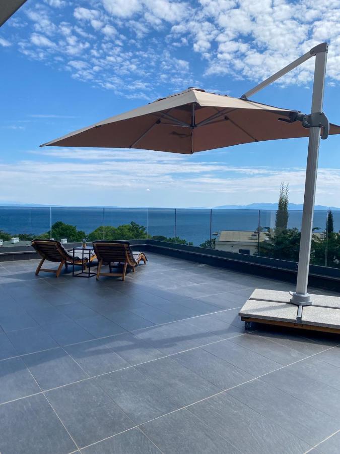 Sea View Deluxe Apartment Риека Экстерьер фото